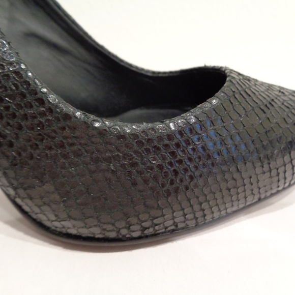 Pour La Victoire Size 6.5 M Black Leather Heels - Picture 8 of 8